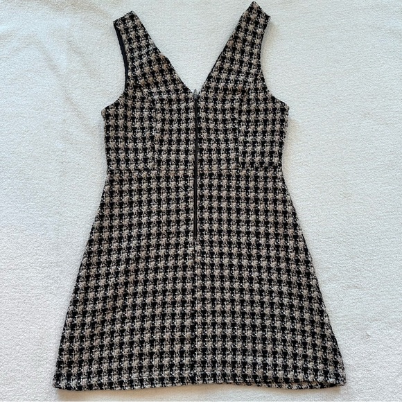 Primark Black & Beige Tweed V Neck Dress - Picture 2 of 8